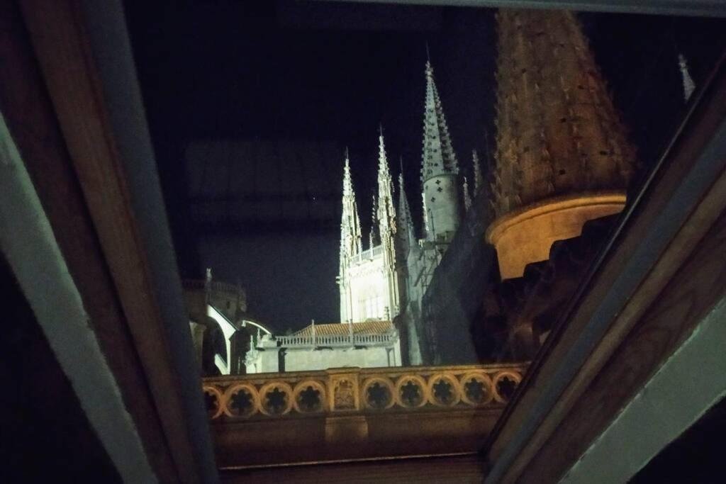 Апартаменты Buhardilla Con Vistas A La Catedral Бургос Экстерьер фото